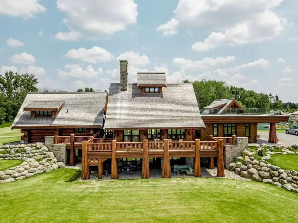 Cedar project by Reid’s Roofing