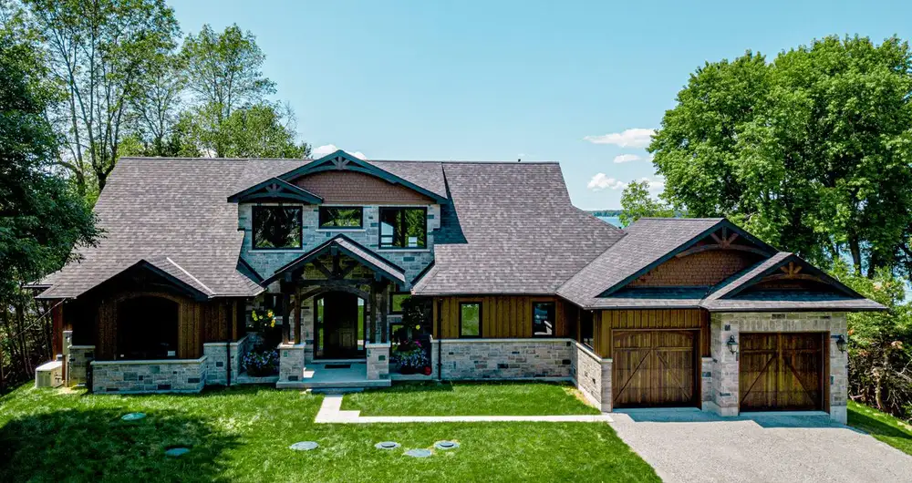 Exterior Finishing project by Reid’s Roofing