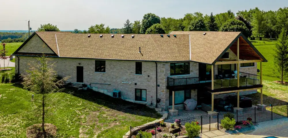 Shingles project by Reid’s Roofing
