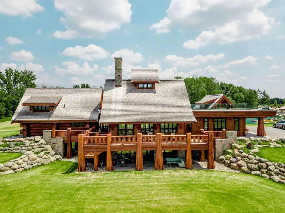 Cedar project by Reid’s Roofing